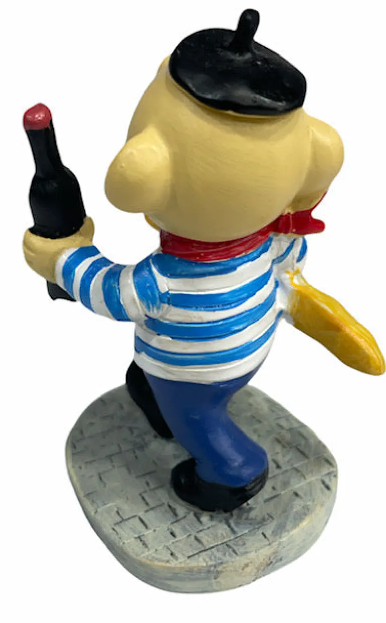A pequena estatueta PARISIANA
