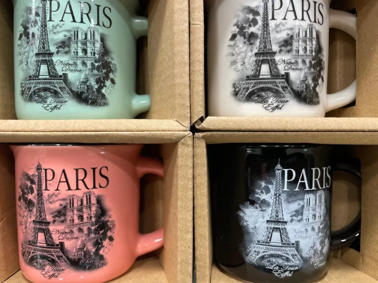 Caneca Souvenirs Paris Outono