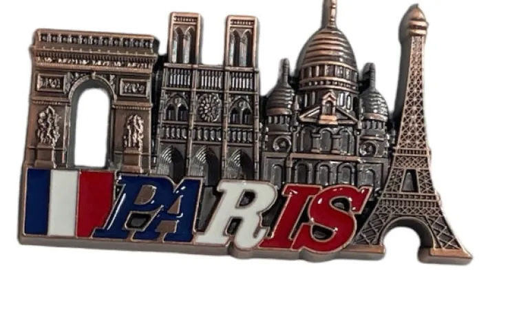 Ímã Monumento de Paris com bandeira