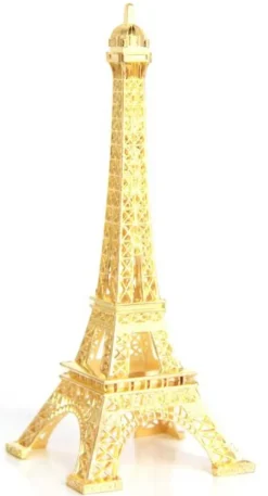 Torre Eiffel dourada